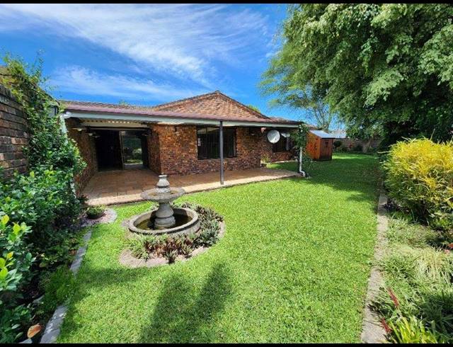 3 BEDROOM TOWNHOUSE SOLD IN COWIES HILL PARK